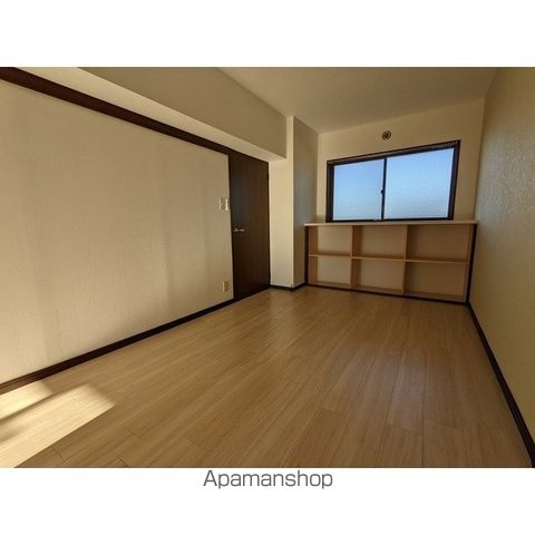 ピーコック28の内装写真