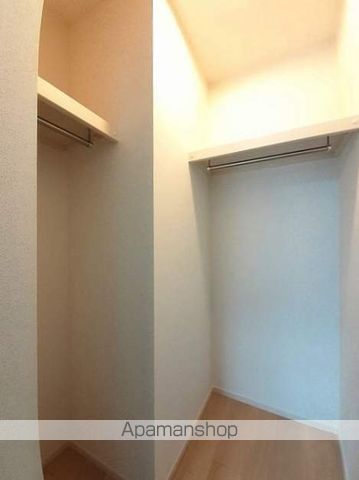 シャロームIIの内装写真