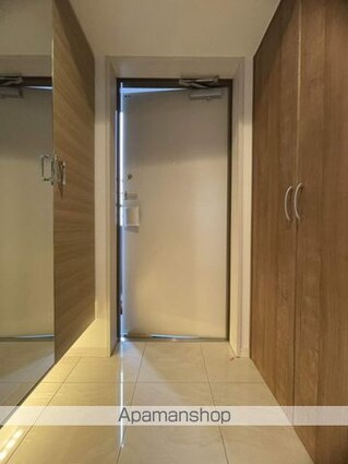 ヴィラシオン大手町[1LDK/44.63m2]の玄関