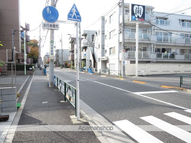 レオパレスメイプルハイム高野台2号館の内装写真