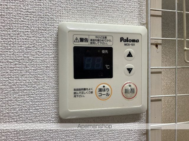 ウェブルームカヌレの内装写真