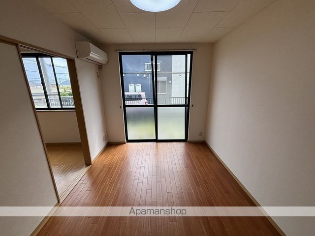 リーヴエ湘南の内装写真