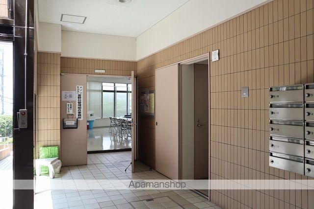 メゾンモンブラン富野台・壱番館C棟の玄関写真