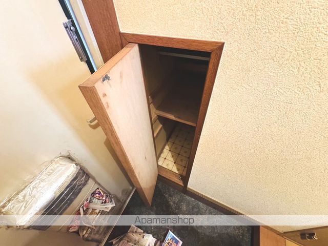 コーポサンフラワーBの内装写真