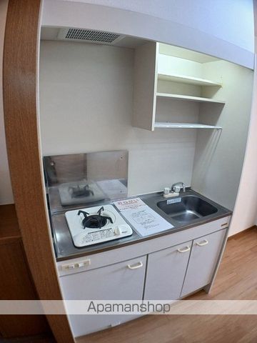 ストーンヒルズDの内装写真