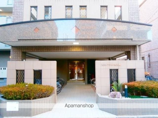 スカイフラット名古屋の玄関写真