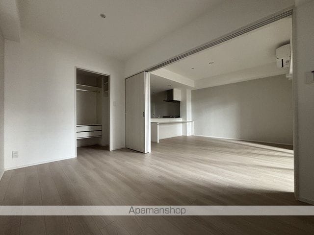 SPRANDID NANBAVIIの内装写真