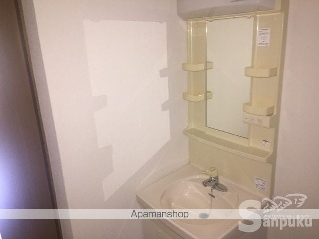 道後今市マンションの内装写真