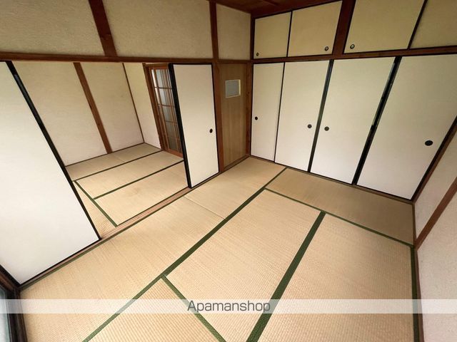 城南町1丁目貸家の内装写真