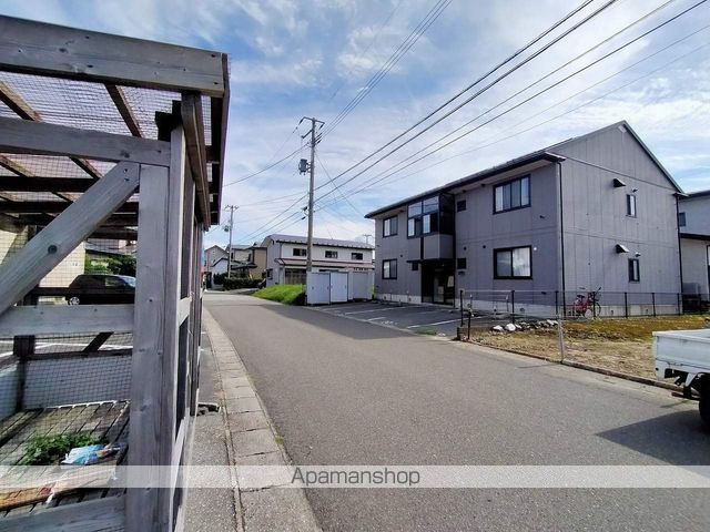プラティーク茨島の周辺写真