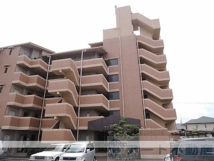 ロイヤル・ヴィラ[3LDK/67.35m2]の外観2