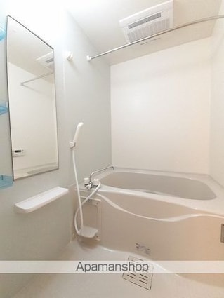 ラフィーネＡ[2LDK/57.58m2]のバス