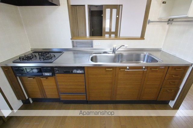 金沢市 2階建 築34年の内装写真