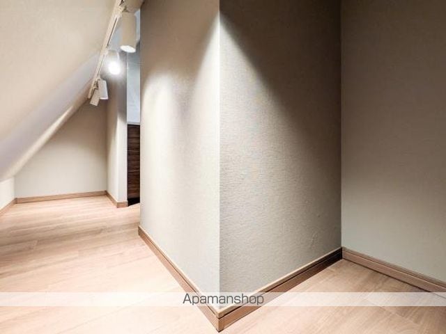 プラティーク中野坂上の内装写真