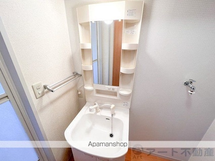 バリュージュ生石　Ｂ棟[3DK/56.65m2]の洗面所