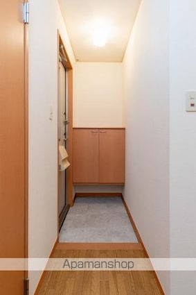 センチュリー香西Ｃ棟[2DK/50.42m2]の玄関