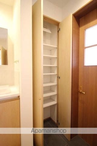 徳吉迎人の内装写真