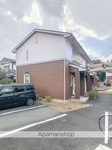 タウンハウス宝田D棟の外観写真