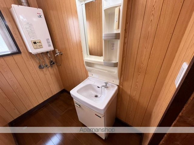 ロイヤルマンションの内装写真