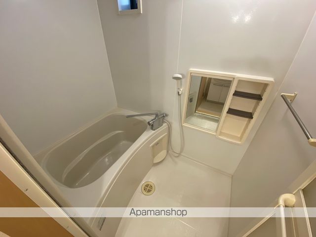 ルミエール新之栄の内装写真