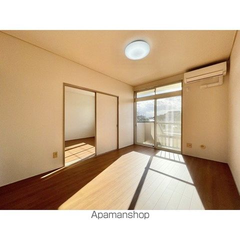 セントラルコーポ館下の内装写真