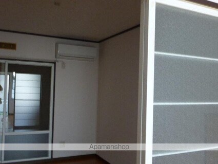 サンライズホワイトＡ・Ｂ[1K/27.08m2]のリビング・居間3