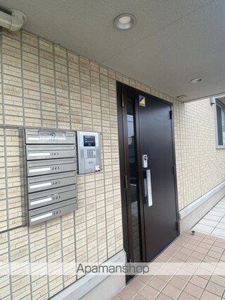和歌山県和歌山市加納[2LDK/58.07m2]のエントランス