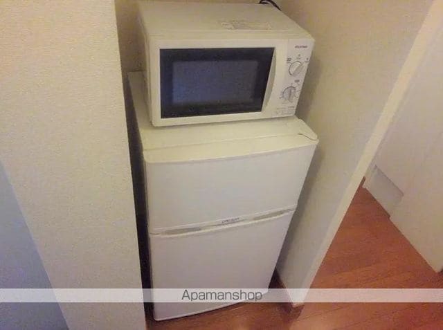 レオパレスサルウェイ三条の内装写真