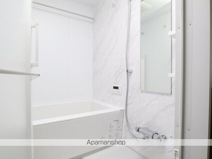 ロイヤルカーサ千種[1K/35.52m2]のバス