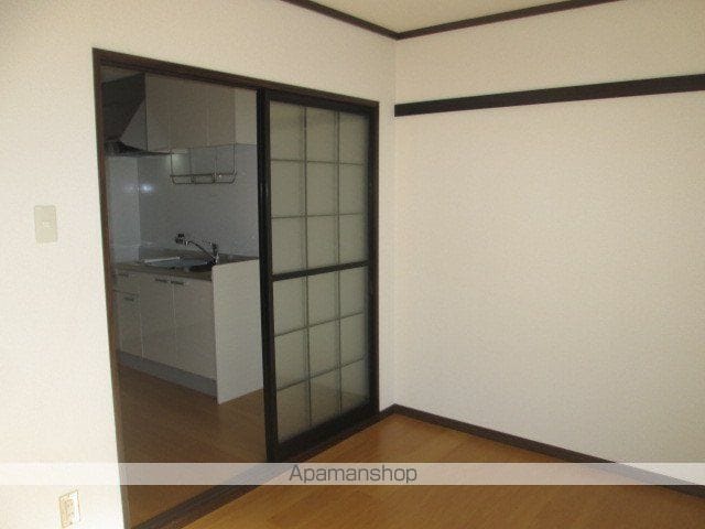 フォーブル松見A棟の内装写真