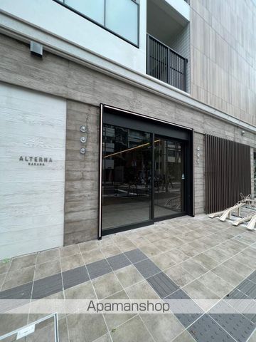 ALTERNA中野の玄関写真