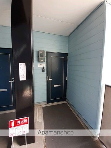 プチメゾン 21の玄関写真