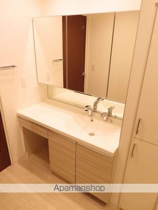 ラティエラ練馬[1LDK/51.6m2]の洗面所