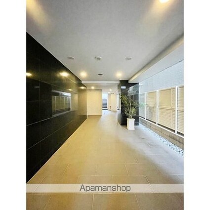 オリーブマンション荒川[1LDK/34.14m2]の外観3