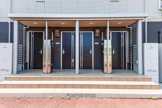 DーROOM片口の玄関写真