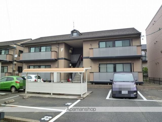 メゾンディアスF棟の外観写真