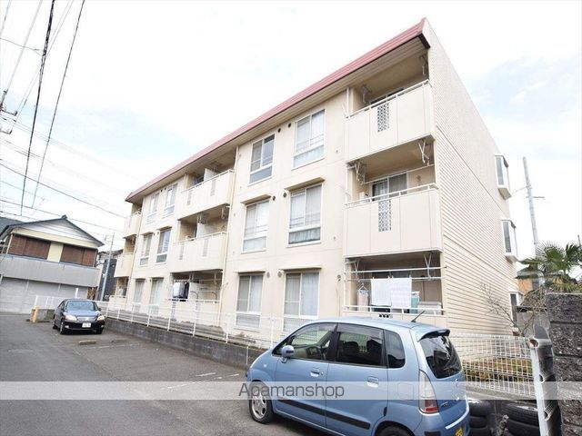 栄光マンションの外観写真