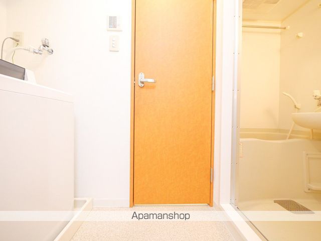 CANVASSすすきのの内装写真