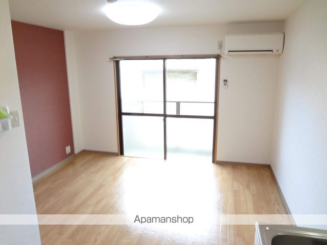 シャンテー長尾家具の内装写真