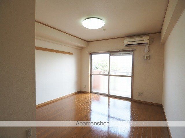 ハミングバード上吉田の内装写真