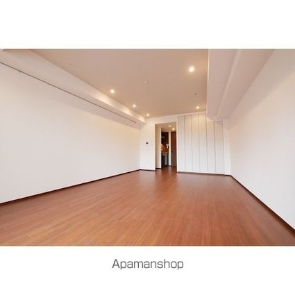 コンフォリア新宿イーストサイドタワー[1R/41.23m2]のリビング・居間1