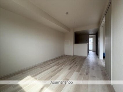 ＬＵＣＩＥ　ＴＳＩ（ルシエティエスワン）[1LDK/44.29m2]のリビング・居間