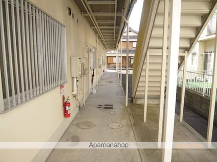 アネックスモリヤマＣ棟[2LDK/48m2]のエントランス