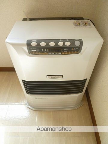 EーONEの内装写真