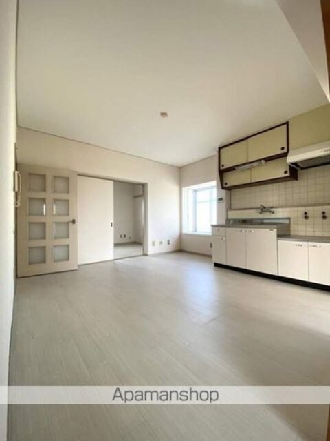 岡井マンション[3DK/60.12m2]のリビング・居間