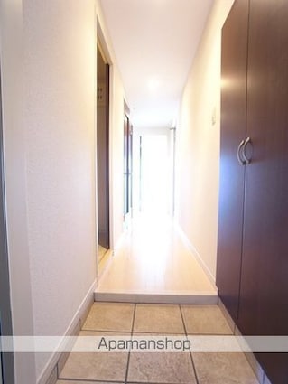 Ｍｏｎｔｐａｒｔｈｅ[2LDK/70.72m2]の玄関