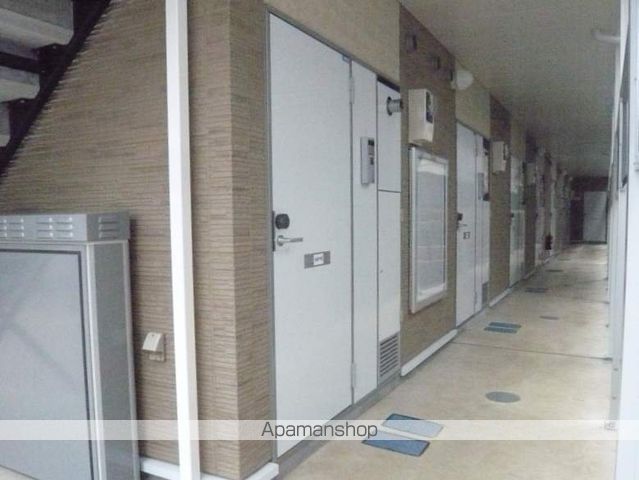 レオパレス本天沼ETの玄関写真