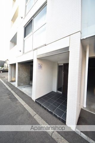 プレミアシティ元町の玄関写真