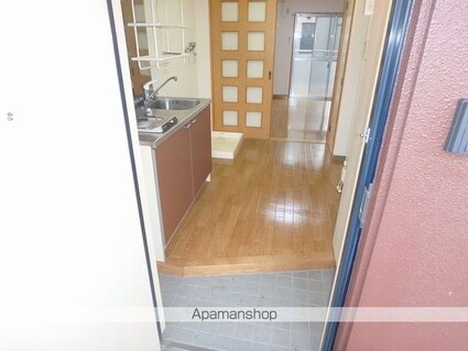 メラベルデ　Ｓ棟[1K/23.21m2]の玄関