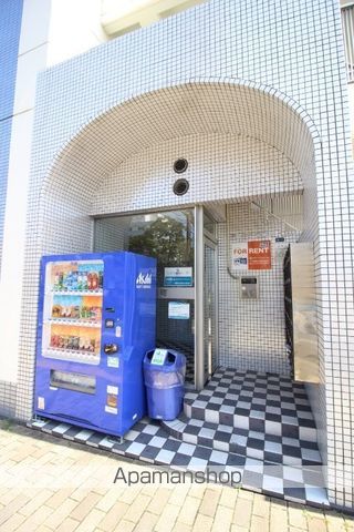 アルファ富田町の玄関写真